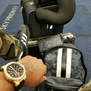 Meet your Posher, Chavis