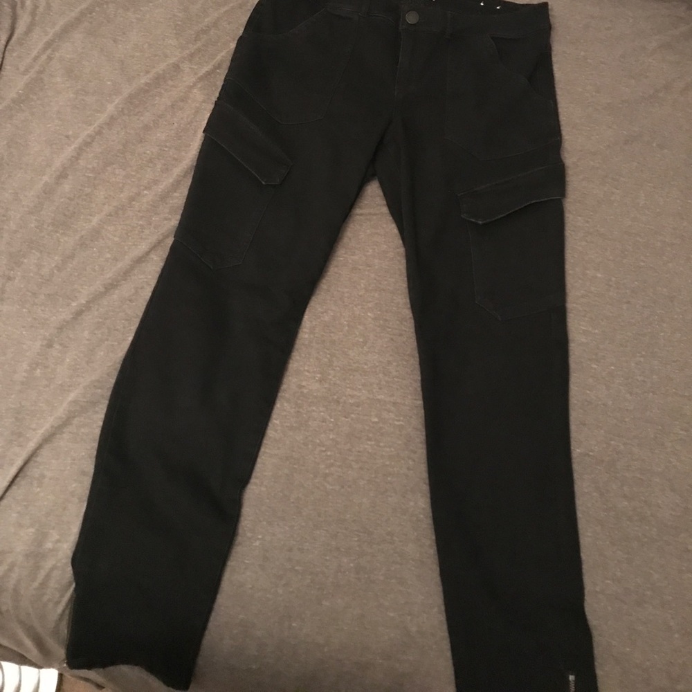 Jolt Women Slim Fit Cargo