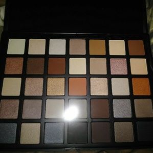 Beauty creations Ilena palette