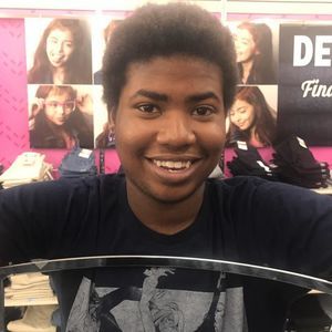 Meet your Posher, Eddy