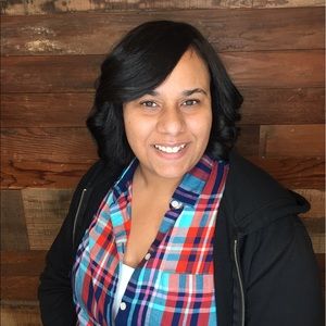 Meet your Posher, Demetria