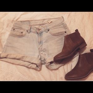 Vintage Levi's 522 Cuffed Mom Jean Shorts