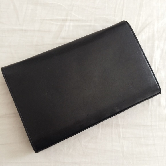 ✖️SOLD✖️ SAINT LAURENT Noir Flower Embellished WOC - Picture 4 of 8