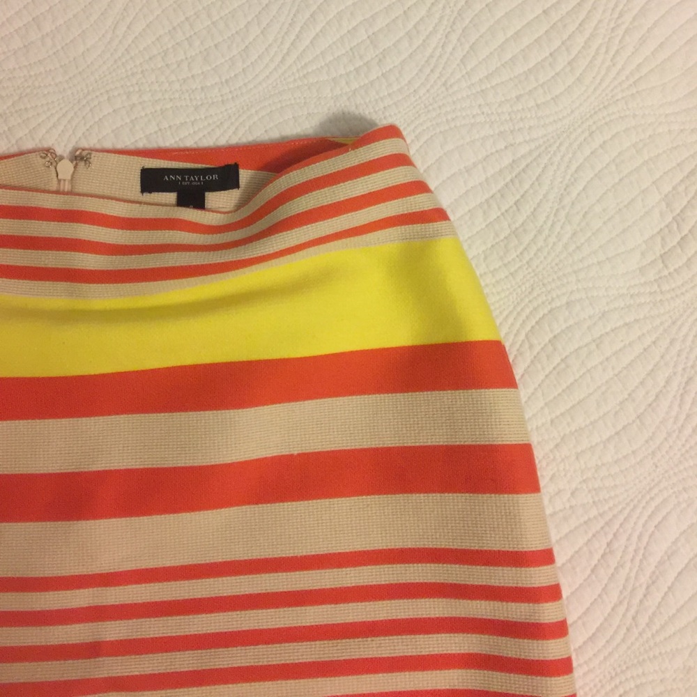 ANN TAYLOR Skirt