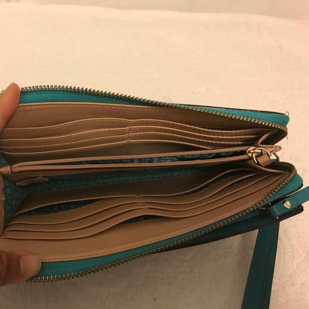 Kate Spade Wallet - Picture 2 of 2