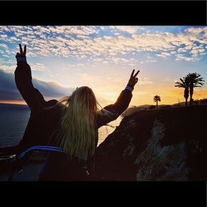 Meet your Posher, Ana