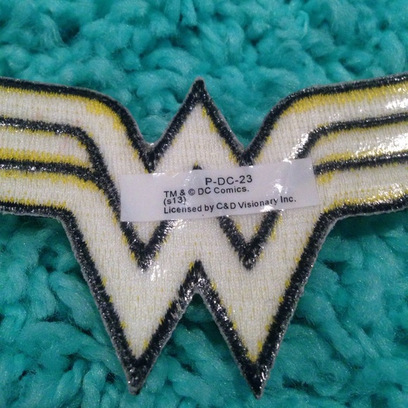 Wonder Woman Patch - Official - Picture 4 of 4