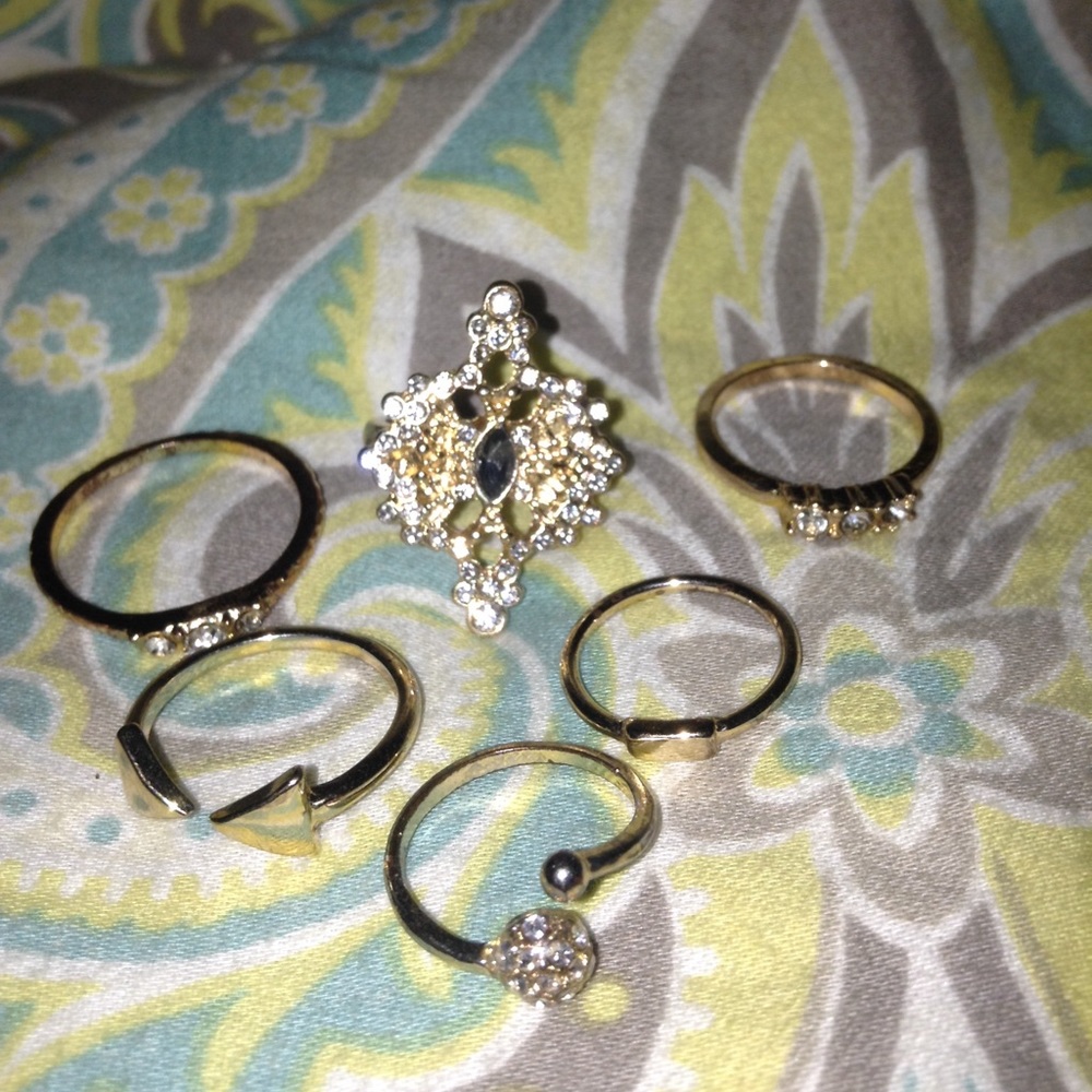 Women's gold rings