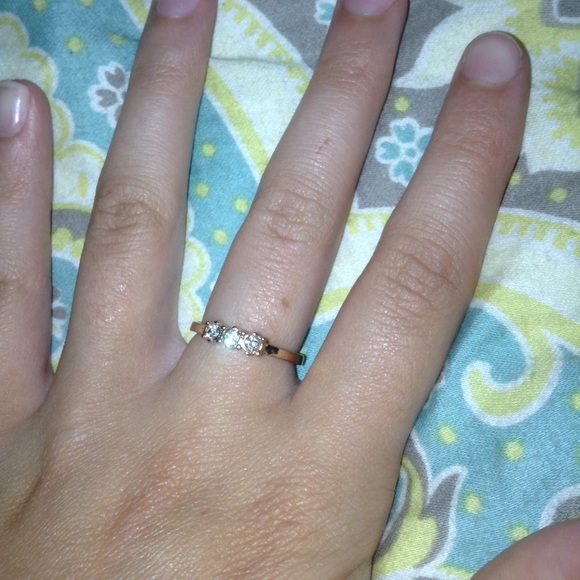 Women's gold rings - Picture 5 of 8