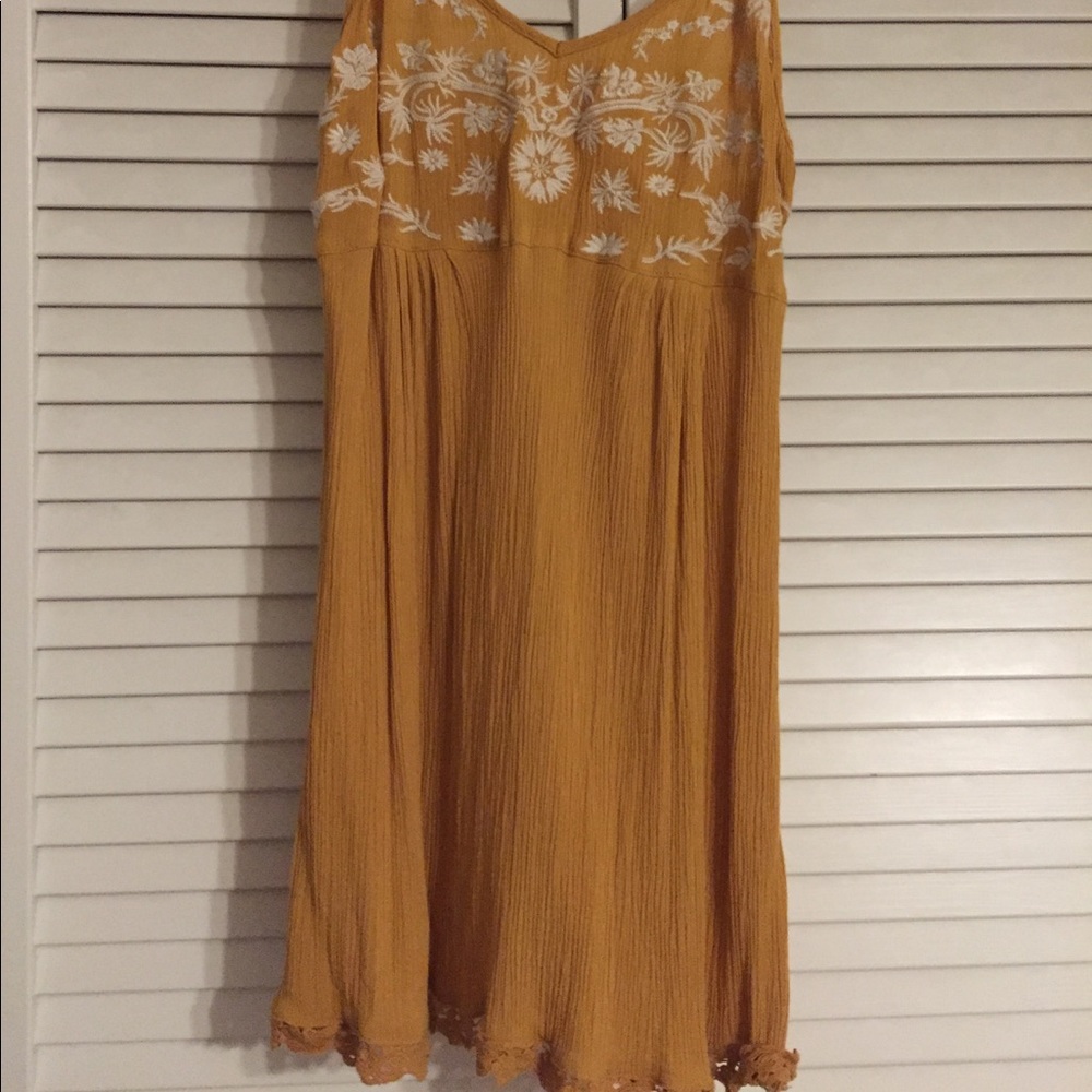 yellow spaghetti strap dress