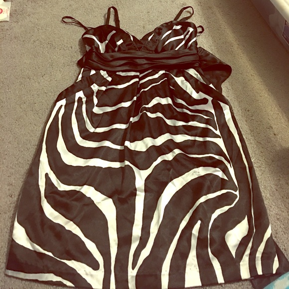 Cocktail Dress - Picture 1 of 4