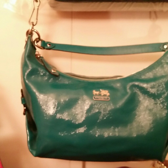 Coach patent green crossbody/shoulder purse EEUC! - Picture 3 of 5