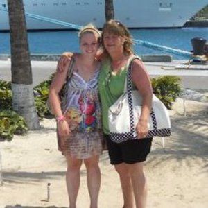 Meet your Posher, Cindy