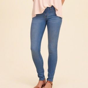 Brand new hollister jeggings