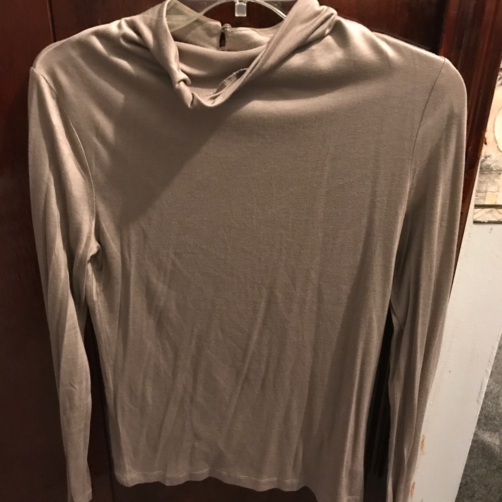 H&M Nude Turtleneck