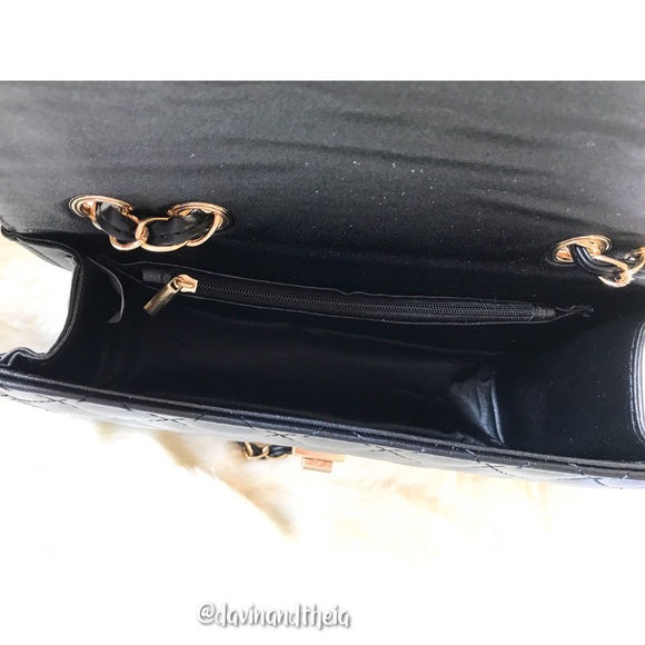 Last One‼️ HP 💖 Chic Quilted Crossbody Bag - Picture 4 of 4