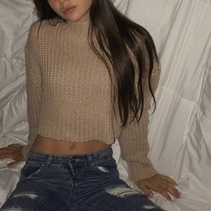 Forever 21 cute sweater crop top