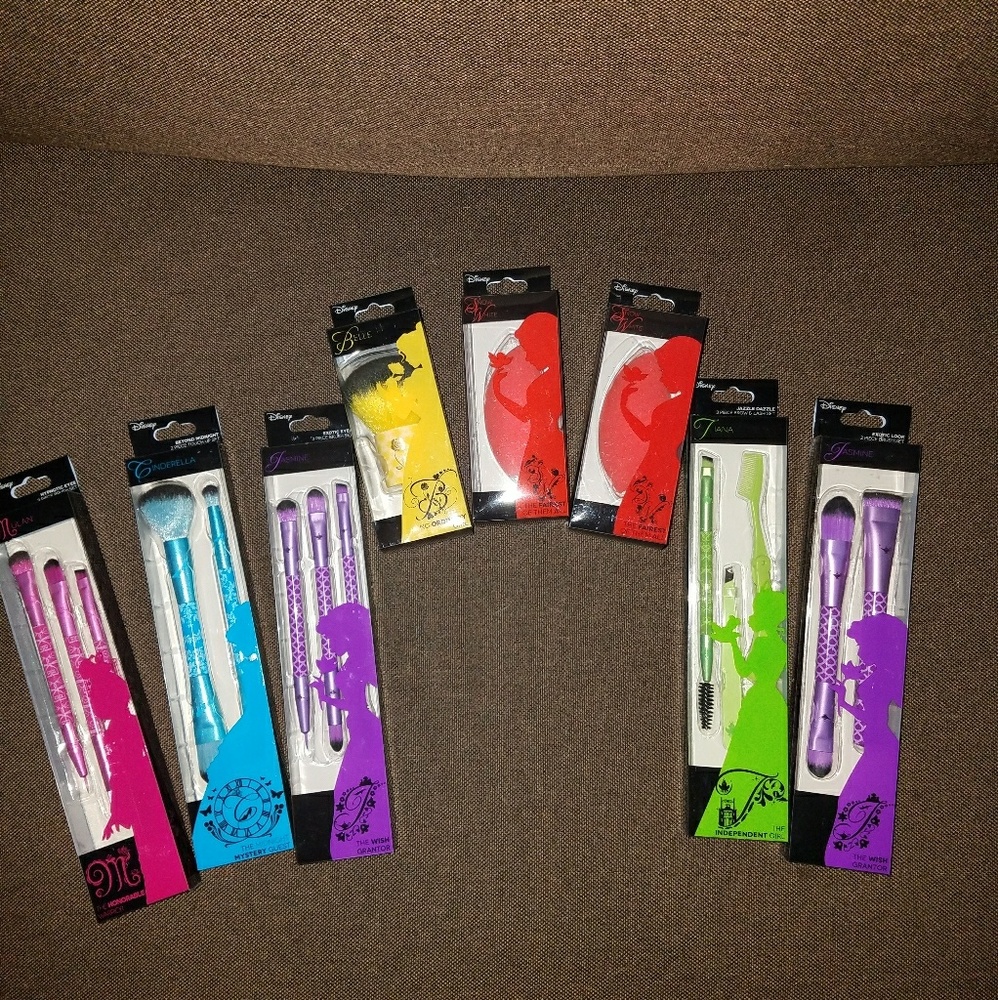 Disney princess makeup brushes.