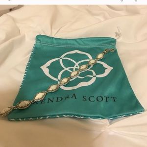 Kendra Scott bracelet in howlite