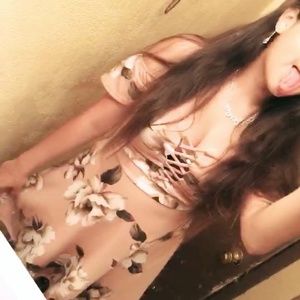 Meet your Posher, Areli