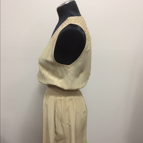 Casual sleeveless tan dress NWOT - Picture 3 of 6