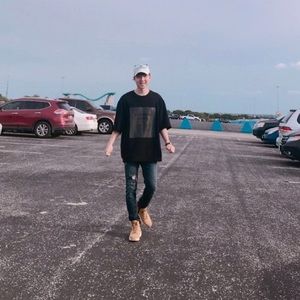 Meet your Posher, Hoonsung