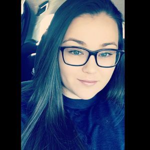 Meet your Posher, Manda