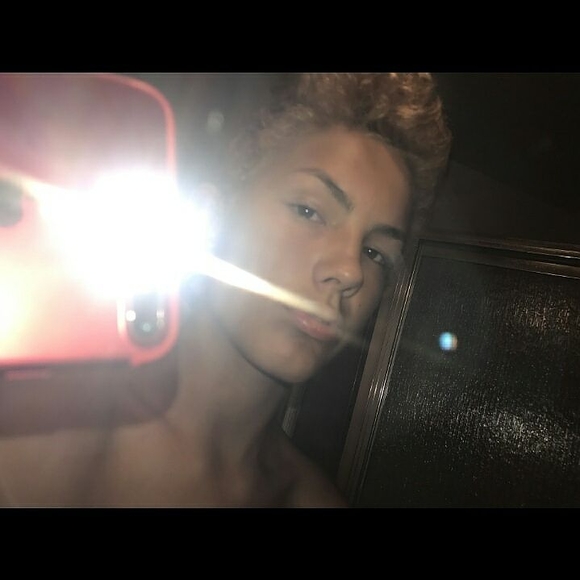 Meet your Posher, Cameron - Picture 1 of 1