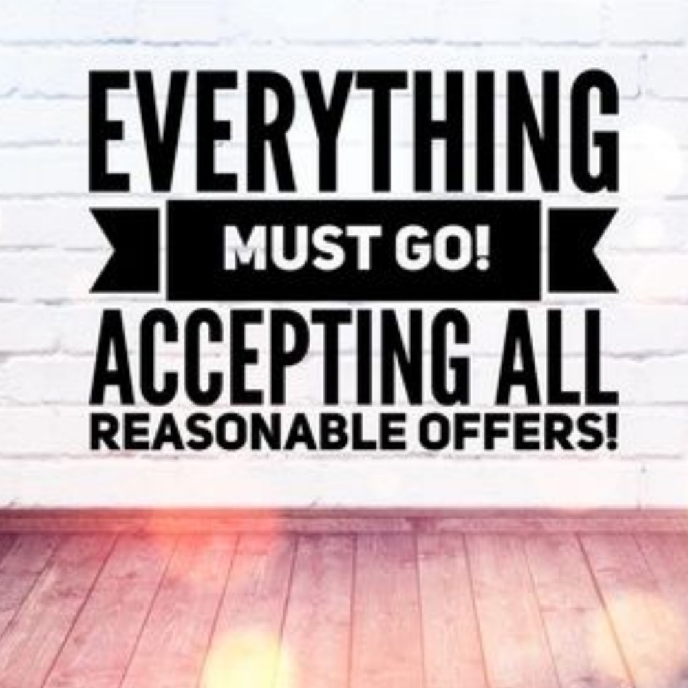 Everything must go!! Send me an bundle offer!!