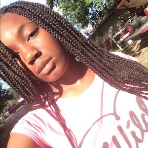 Meet your Posher, Timia