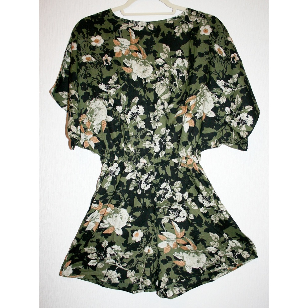 ⚡LAST 1!⚡ Floral Kimono Romper with Pockets NWOT - Picture 4 of 8