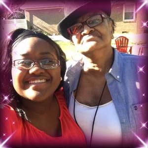 Meet your Posher, Alaina