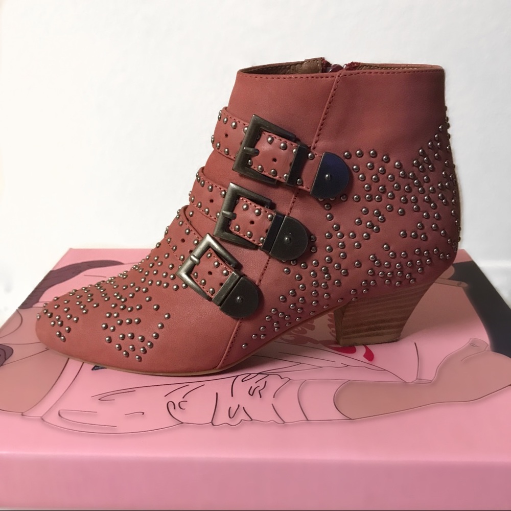 ✨WB✨{Jeffrey Campbell} Starburst Ankle Boots - Picture 3 of 7