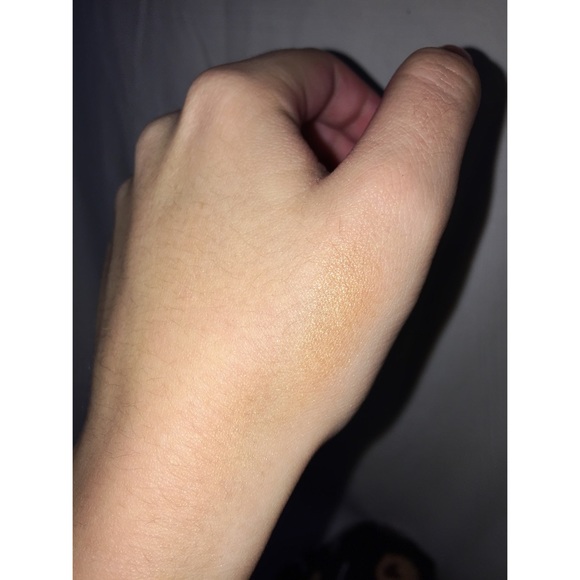 Urban Decay Naked Illuminated Highlighter - Picture 8 of 8