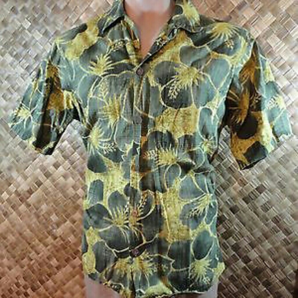 GO BAREFOOT mens HAWAIIAN Shirt. Large