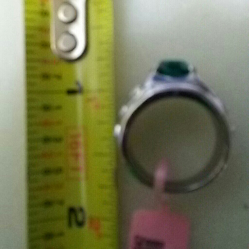 Ring - Picture 3 of 3