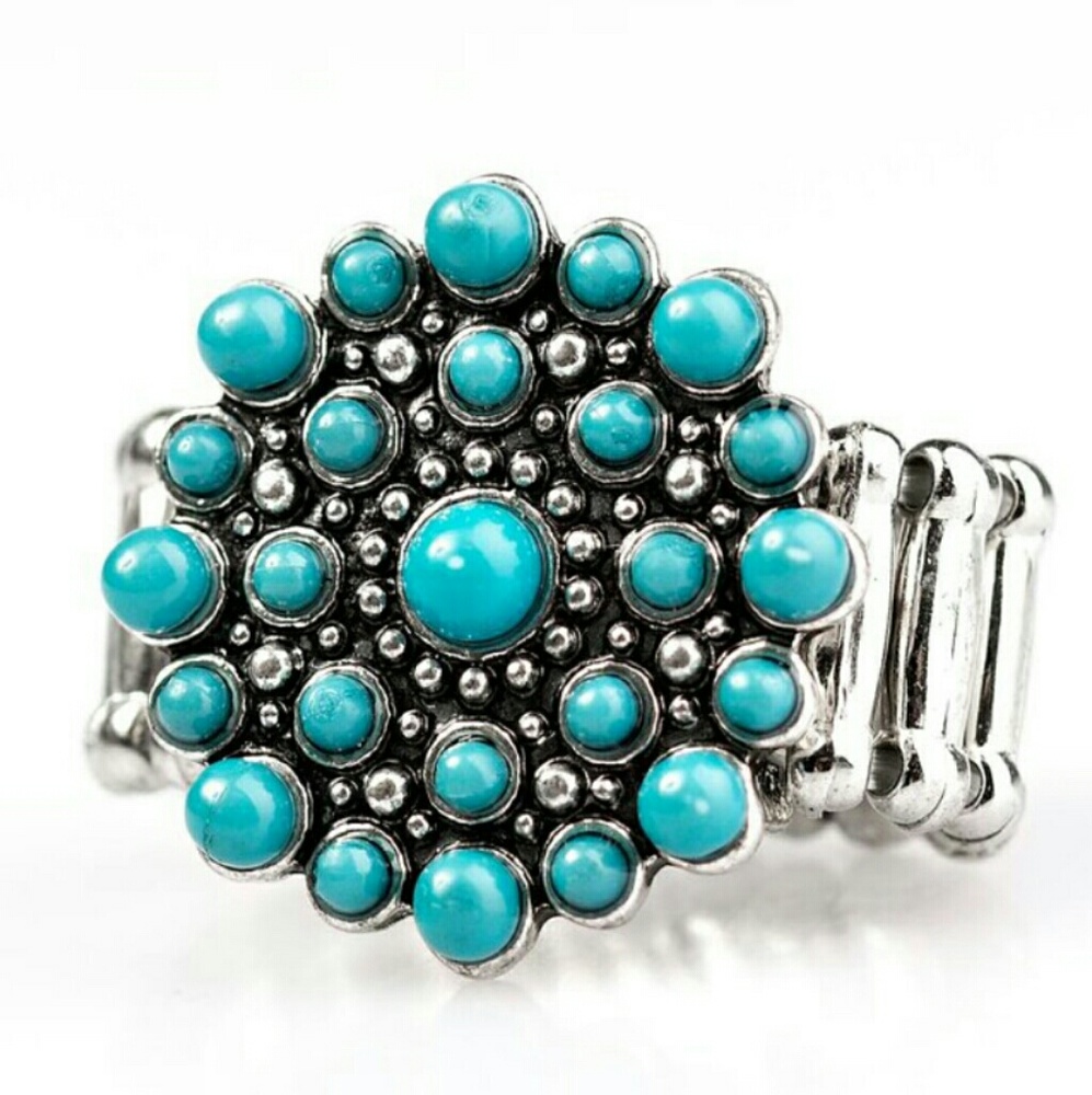 Fashion ring