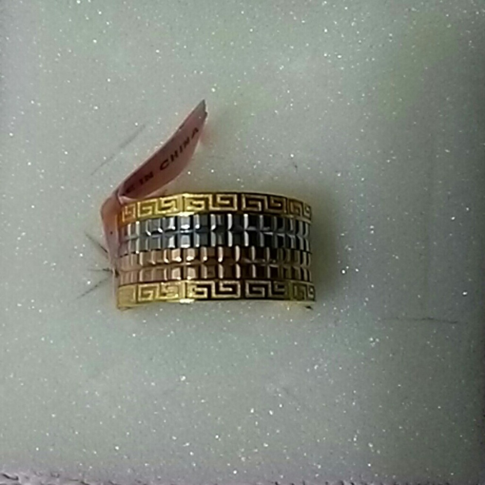 Tri color ring