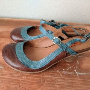 Miz Mooz Leather Kitten Heels