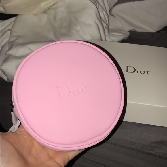 100% authentic Dior make up bag - Picture 3 of 6