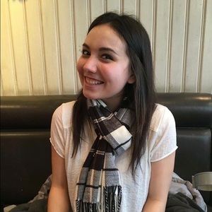 Meet your Posher, Miranda