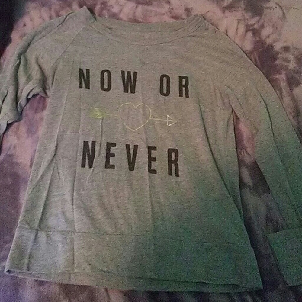 Long sleeve shirt