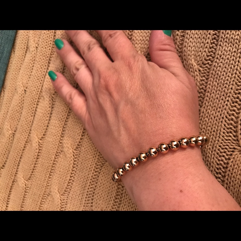 Rose colored beaded bracelet