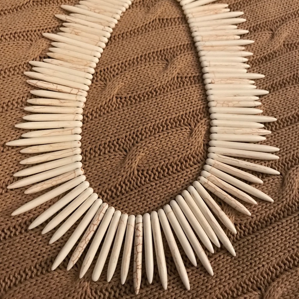 Beige necklace