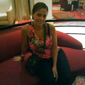 Meet your Posher, Migdalia