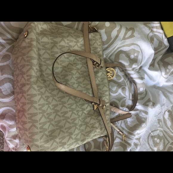 Michael Kors vanilla bag - Picture 3 of 4