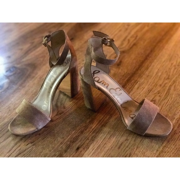 Sam Edelman Synthia Block Heeled Sandal (Tan) - Picture 5 of 5