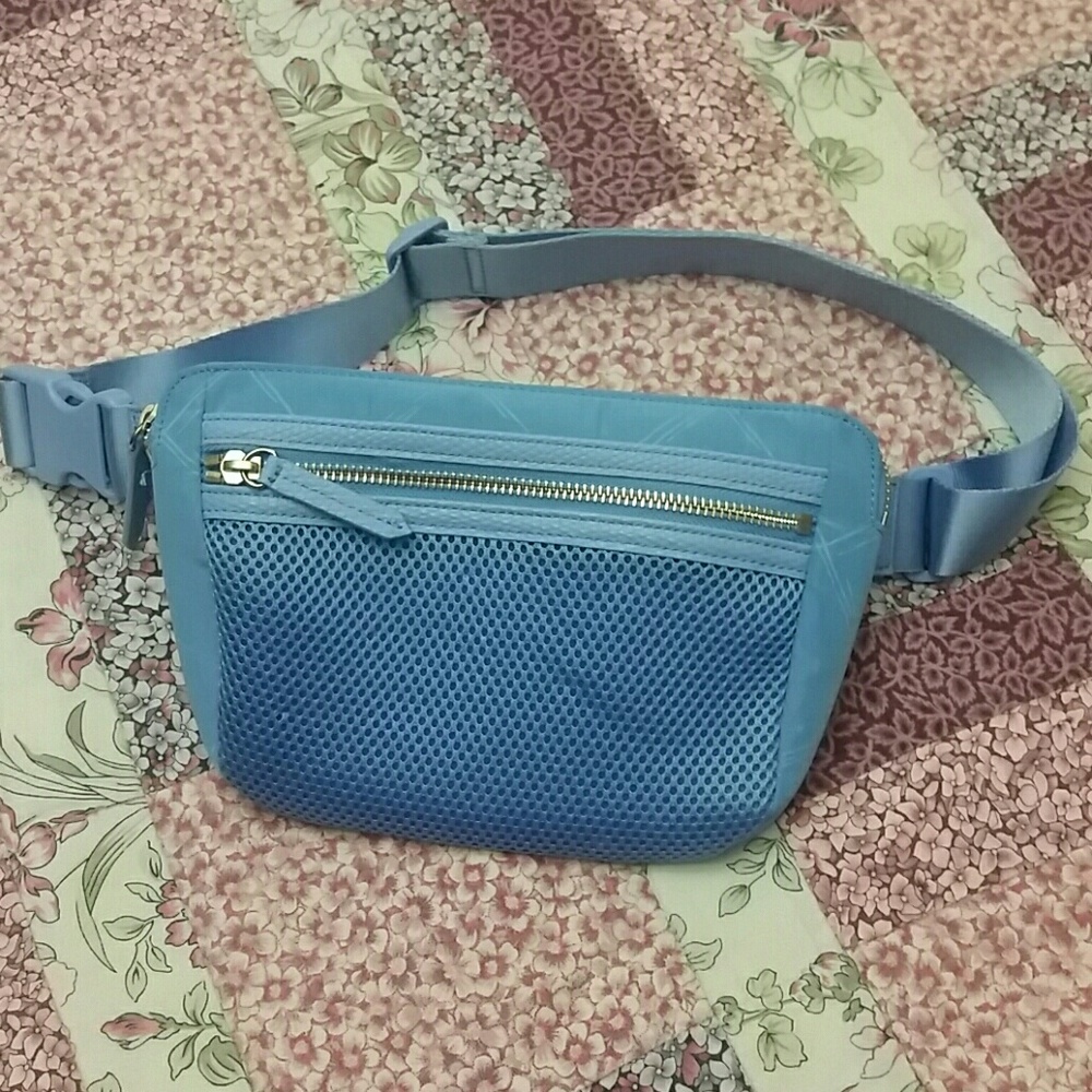 Vera Bradley belted hip bag