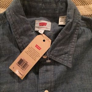 Levi's denim shirt size large BNWT