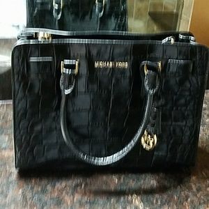 Beautiful bag  worn once